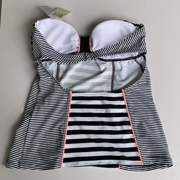 NWT MALIBU DREAMGIRL BLACK  WHITE STRIPED PINK DETAIL HALTER TOP SWIMSUIT MEDIUM - Picture 8 of 8